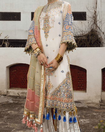 White salwar kameez 08